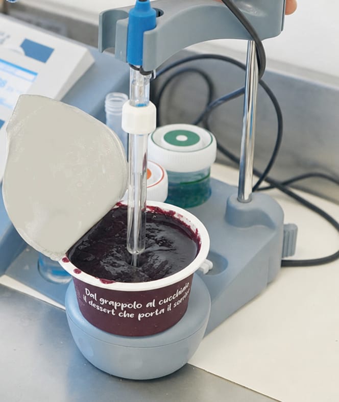 controllo laboratorio background